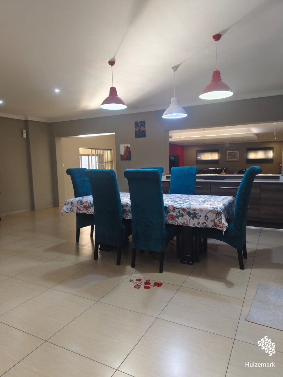 5 Bedroom Property for Sale in Vaalpark Free State